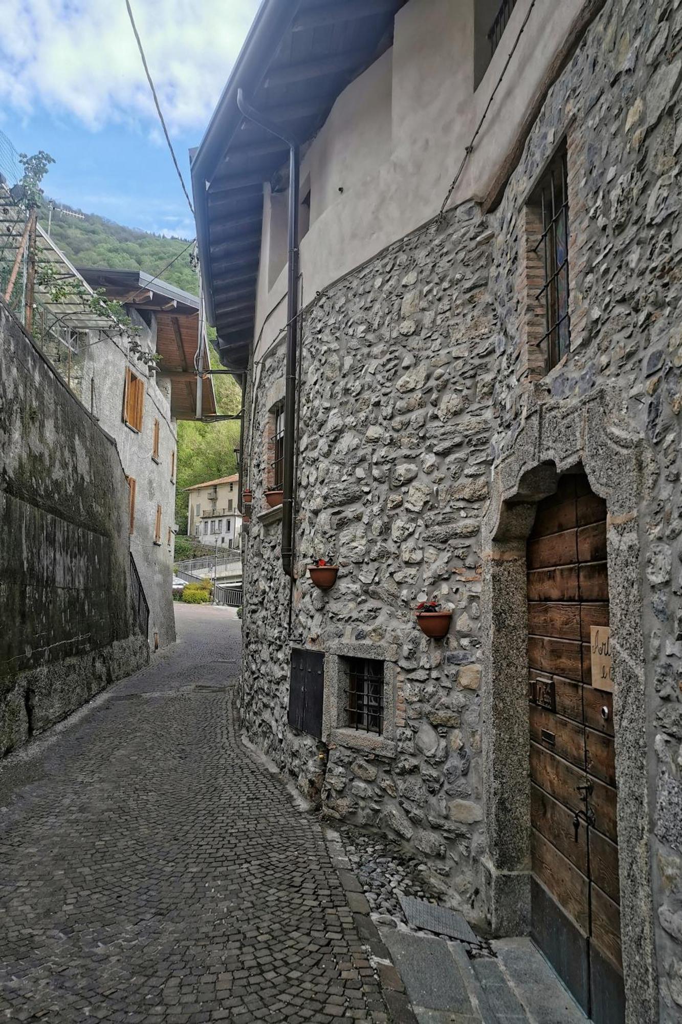 The River Nest Lasnigo Extérieur photo